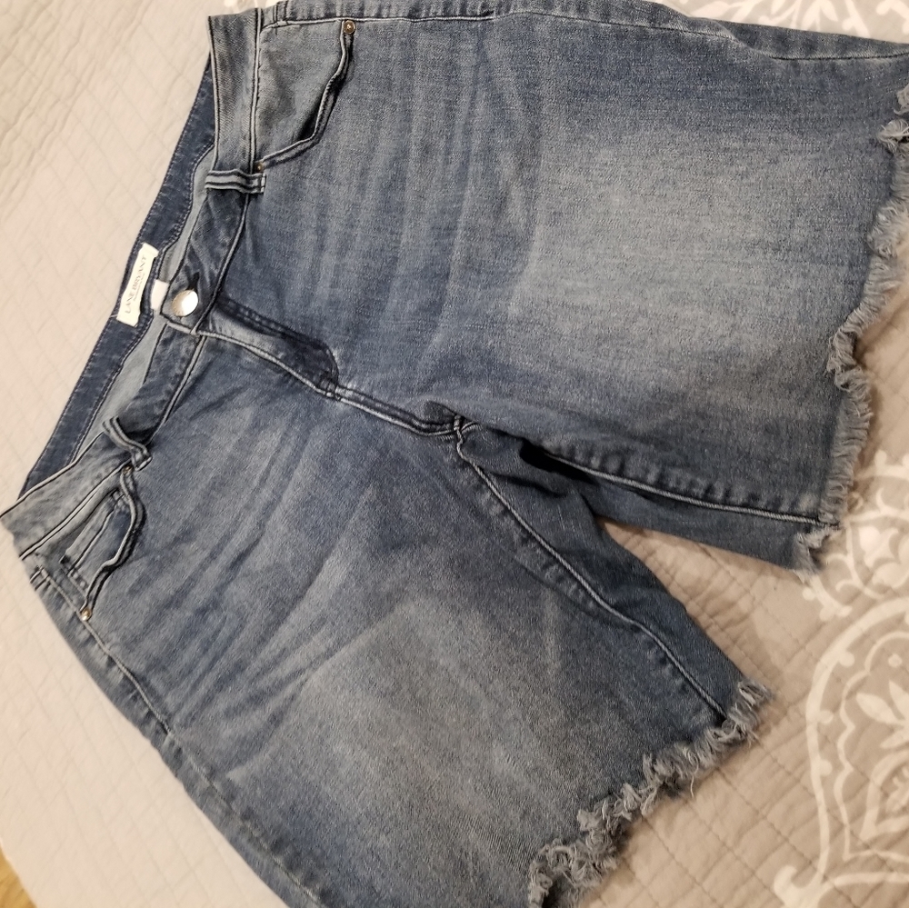 LB Denim Shorts with fray